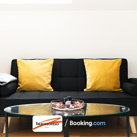 Two Bedroom Apartment At Buonomo Stays Short Lets & Serviced Accommodation 런던 외부 사진