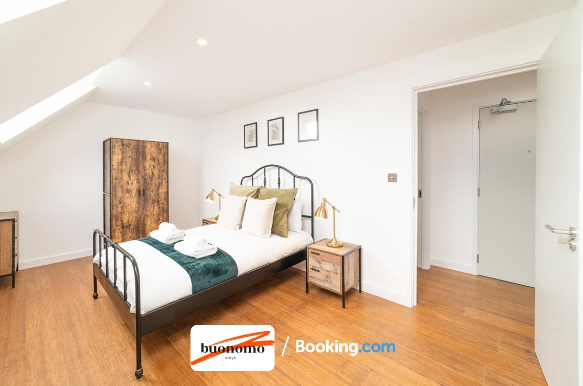 Two Bedroom Apartment At Buonomo Stays Short Lets & Serviced Accommodation 런던 외부 사진
